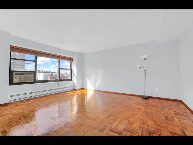 Gorgeous One Bedroom Co-op at Queensview