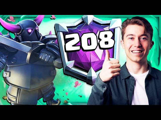 I AM 208 IN THE WORLD! Playing the BEST Deck in Clash Royale 