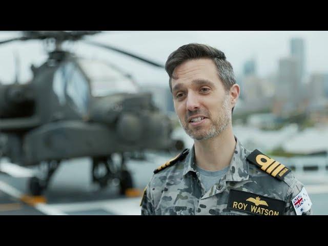 LHD Deck trials with US Apache aboard HMAS Canberra