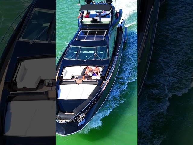 BLACK ICE! AZIMUT 103