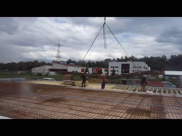 BAMTEC on-site: Reinforcing smoothly a slab