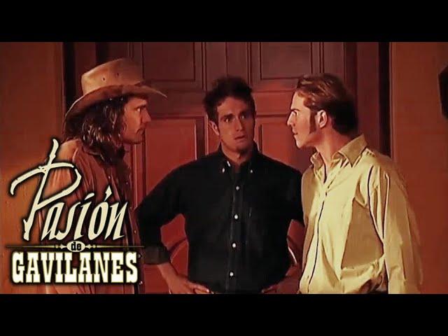 Pasion de Gavilanes - Oscar y Franco tratan de convencer a Juan para que cambie de coche