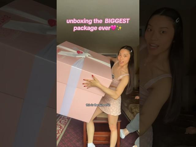 LANEIGE BIGGEST PR package unboxing EVER