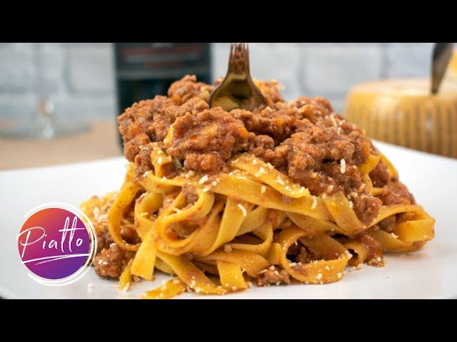 Classic Ragù Bolognese Sauce | Original Italian Recipe