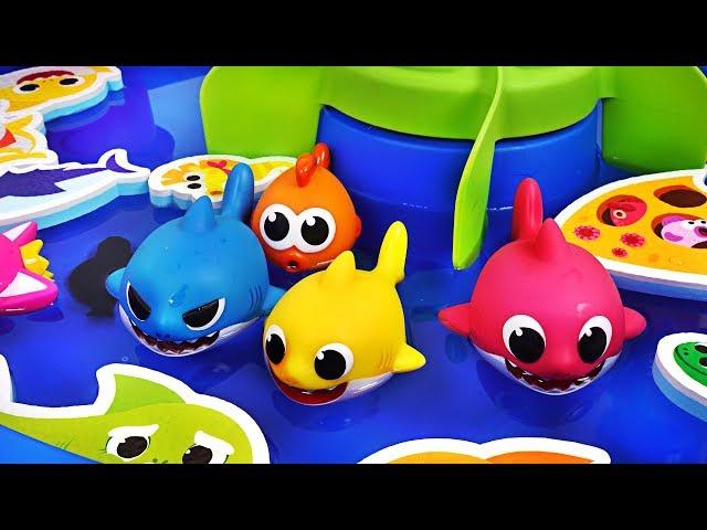 Baby Shark family Bath water gun Play - PinkyPopTOY