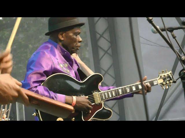 Kiala & The Afroblaster - They use Us - LIVE at Musica Mundo Festival Amersfoort 2024