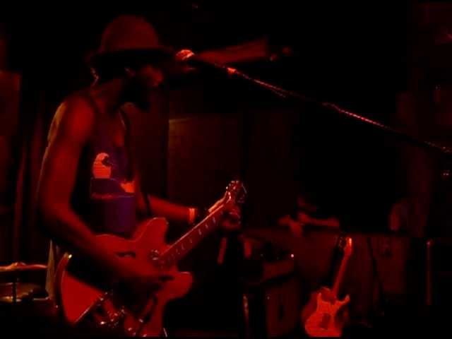 Gary Clark Jr. performing "When The Sun Goes Down" at The Hummingbird, Macon, GA
