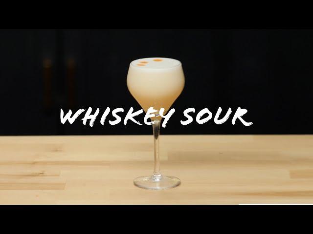 Is Whiskey Sour the Perfect Drink? (Whiskey + Egg White for the win!)