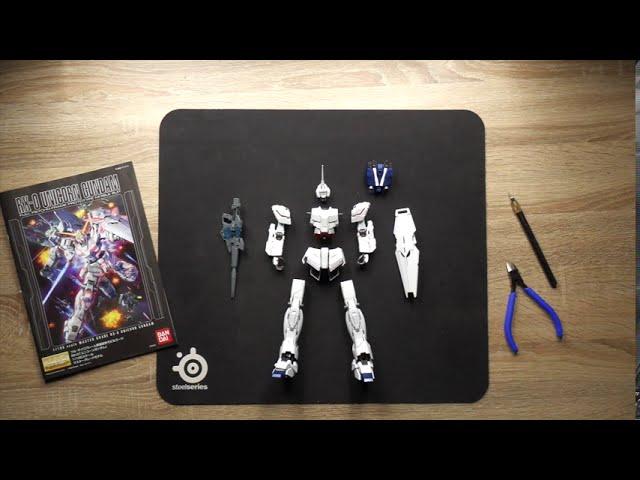 1/100 scale MG RX-0 UNICORN GUNDAM : BY LuKNut