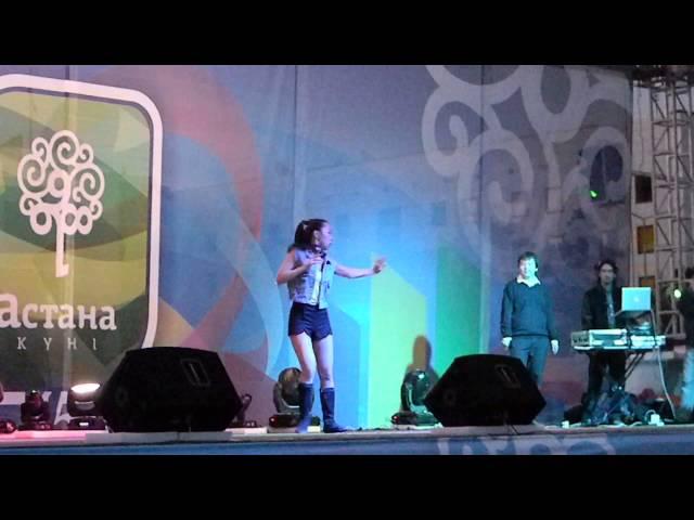 ISDS'13 Waacking 1/2 Nadezhda Pak (I.H.O.W. Kz) vs. Madin