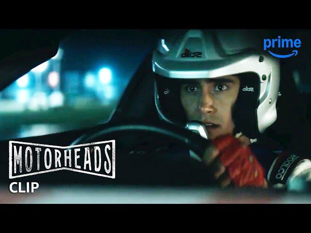 Zac Races Against Ray | Motorheads | Prime Video