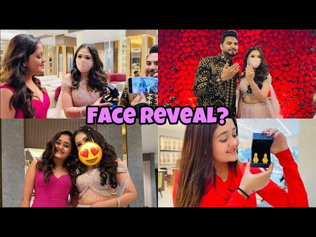 Bhabhi ko Muh Dikhai me Diya ye Gift Paras Thakral Engagement Vlog