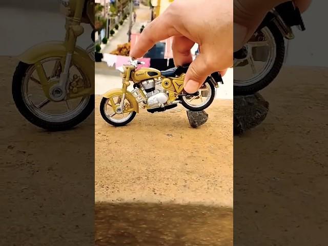 Scale Model Royal Enfield Bullet 350 CC Classic 350 CC Diecast Bike Offroad miniature Unboxing stunt