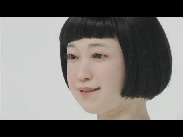 New androids unveiled at Tokyo Science Museum