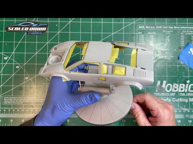 Building the Revell Lamborghini Countach LP500S 1/24 scale plastic model car Part 1