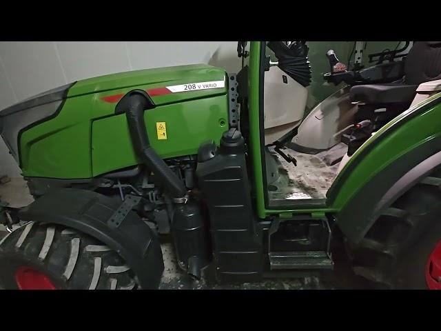 Sadowniczy Vlog 19/2024 - Fendt 208V cz.1