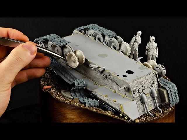 Let's Build A Destroyed Panther Tank Diorama! (Das Werk, 1/35)