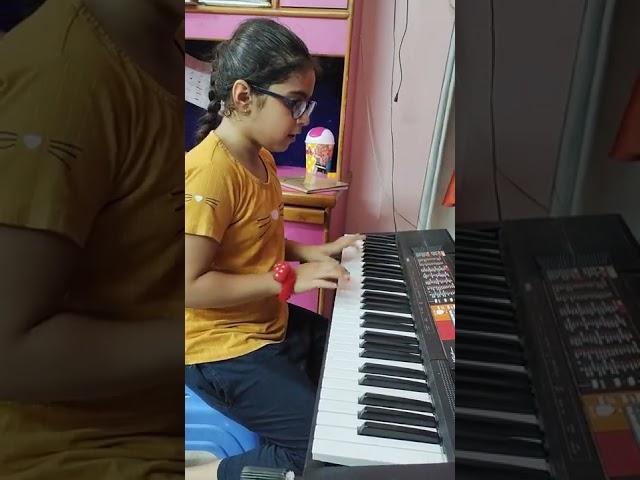 kaun tujhe yun pyaar karega # piano# music# fun#9 year old kid