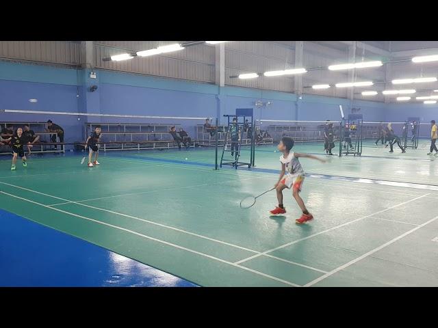 Badminton sparring 2 VS 1 - Kids 10 years old future Champ