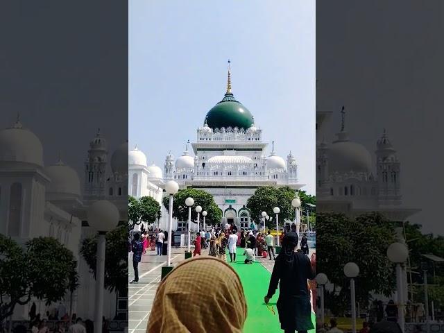 DEWA Haji waris ali shah ki dargah