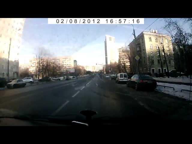 Укурок кегля на дороге