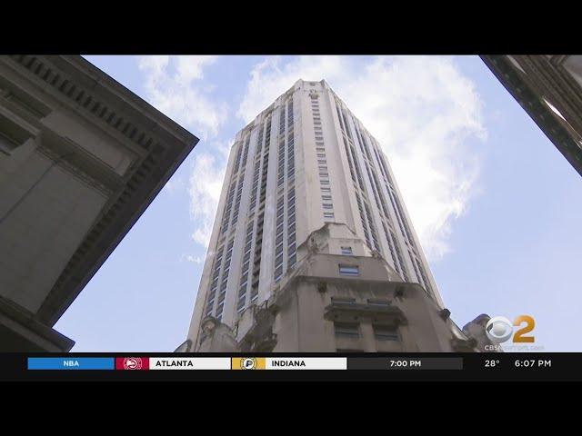 Manhattan high-rise tenants demand elevator repairs after months of problems