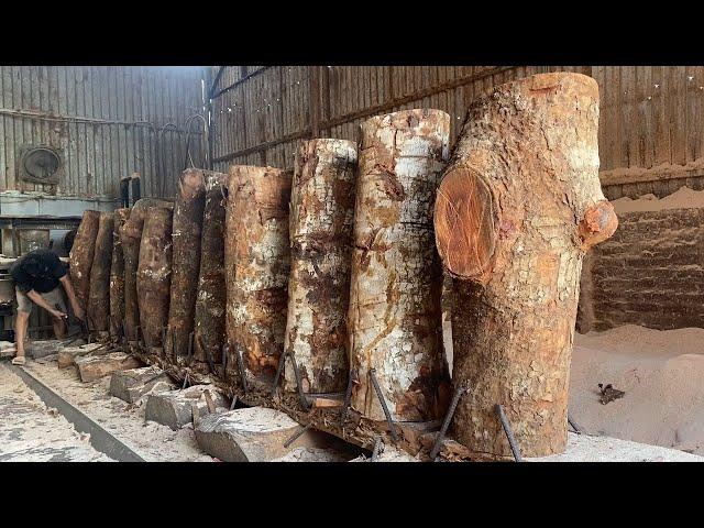 Vietnamese Wood Production Process.Vietnamese Craftsmen Have Been Making Cutting Boards For 60 Years