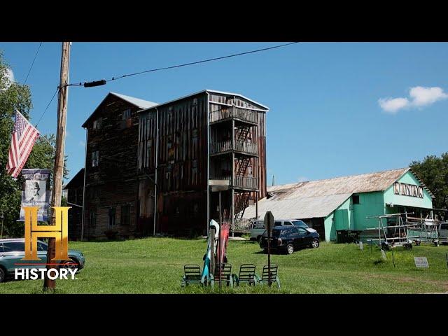 American Pickers: Century-Old Building Filled With Treasures (Season 24)