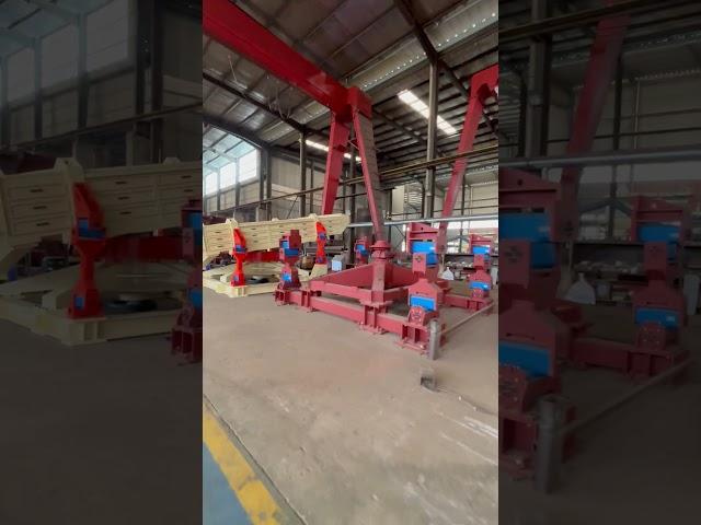 Screen machine for the particle board production line