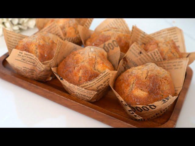 Bakery Style Apple Cinnamon Muffins with DIY Liners