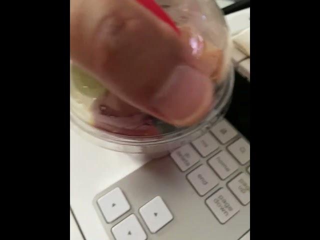 과일 세트는 언제나 환영이지