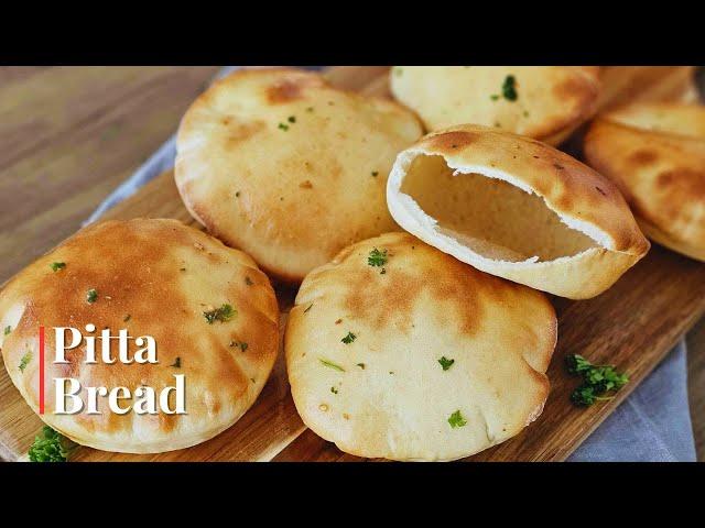 Homemade Pitta Bread（ピタパン） Recipe: Soft, Moist, and Perfect for BBQ and Kebabs 