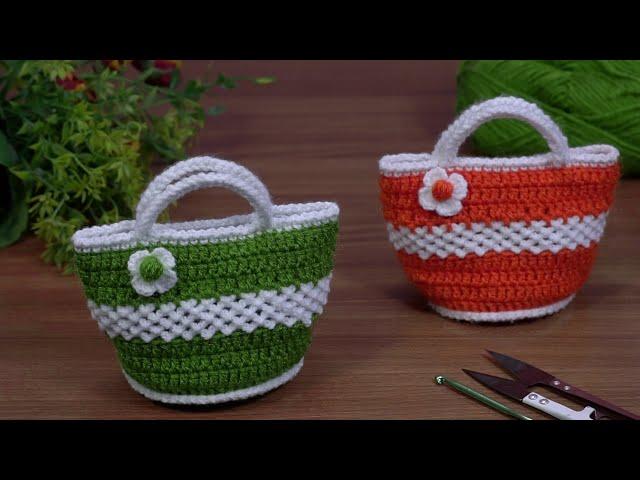 AwesomeCrochet small bag/knitting mini handbag/bolsa de ganchillo/bolsa de crochê#knitting#crochet