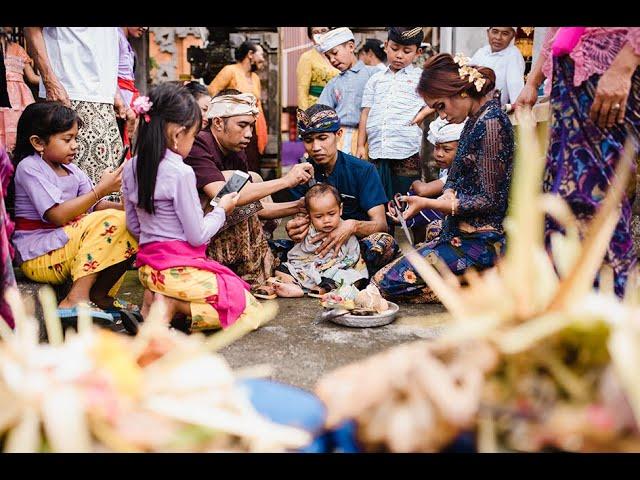 VIDEO MANUSA YADNYA TIGA OTON BAGI ANAK HINDU DI BALI