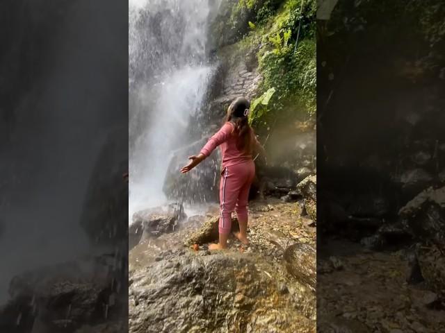  Hidden Waterfall in North Bengal |Paglajhora Waterfalls |Best Offbeat Waterfall near Darjeeling