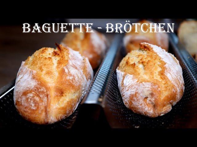 Schnelle Baguette-Brötchen. Wenig Arbeit, viel Geschmack / Brötchen selber backen / Mini-Baguettes