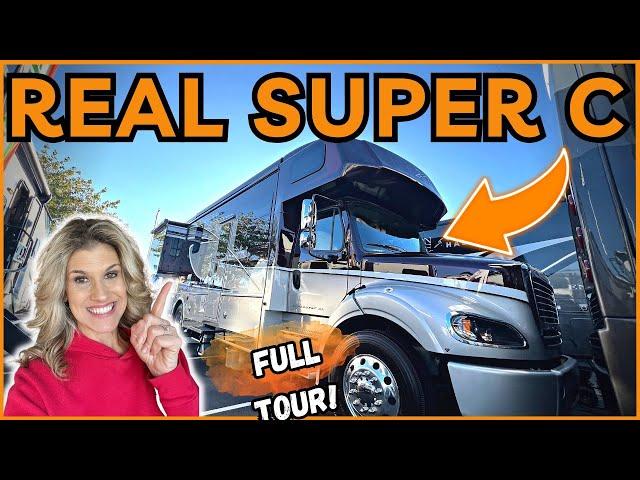 The Perfect Super C Motorhome Under 35’ — Dynamax Dynaquest  XL