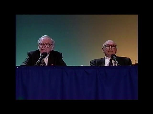 Warren Buffett explains the reasons for higher P/E ratios