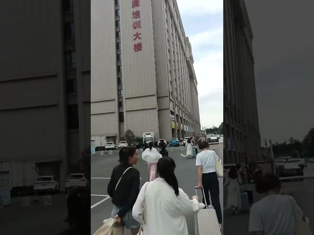 奔赴