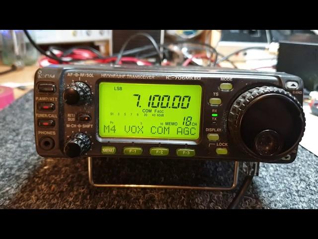 Icom Ic706mk2G HF VHF UHF Transceiver.