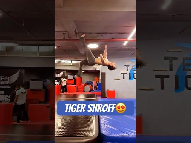 #teamtiger #tigershroff #gymnasticsacademy #flyzonefitness #youtubeshorts #flips #viral #motivation