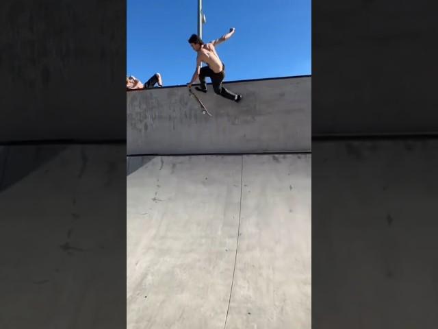 Have fun #skateboarding #skateboardvibes #skateboard #youtuber #skate #skatebord #sportsequipment