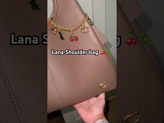 Unboxing the beautiful Lana shoulder bag #unboxingvideo #lana #coach #asmr #asmrsounds