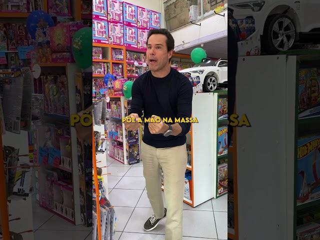 Empresário põe a mão na massa | Ricardo Nunes Eletro