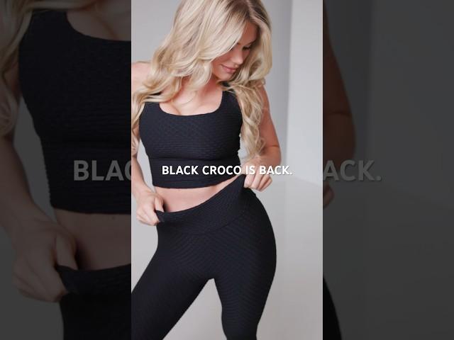 Our number one pair of leggings are BACK on bootybybrabants.com #leggings #bbb #fitness #ootd