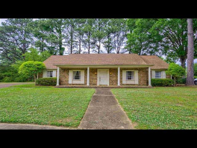 6726 HUNTSMAN CV, Memphis, TN Presented by Melissa Thompson.