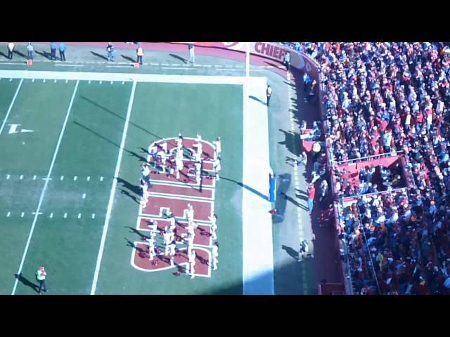 20121125 Arrowhead Stadium Cheerleader 1/2