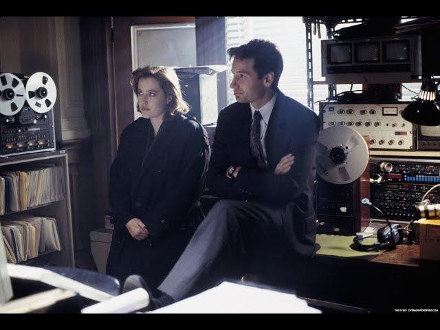 Mark Snow - Here We Go (The X-Files: E.B.E. - 01X16)