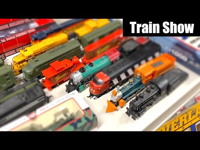 Finding Vintage HO Locomotives at a Train Show - And Much More!