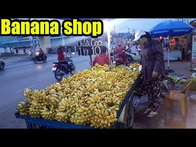 Vietnam Street Food - Vietnamese Fresh Fruit Delicious Banana